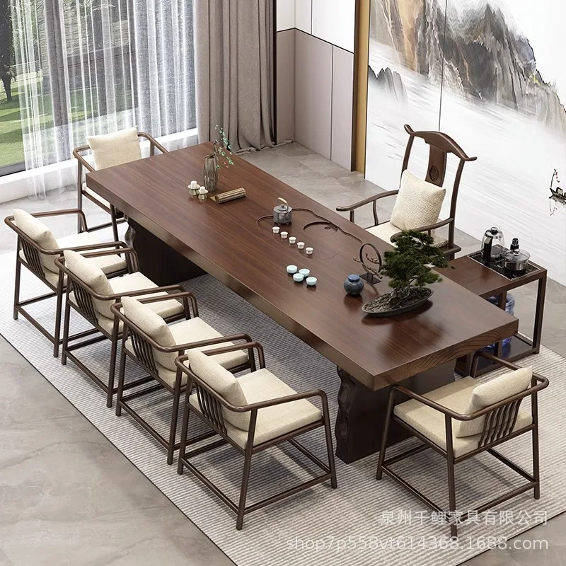 

2024 Solid Wood Dining Table
