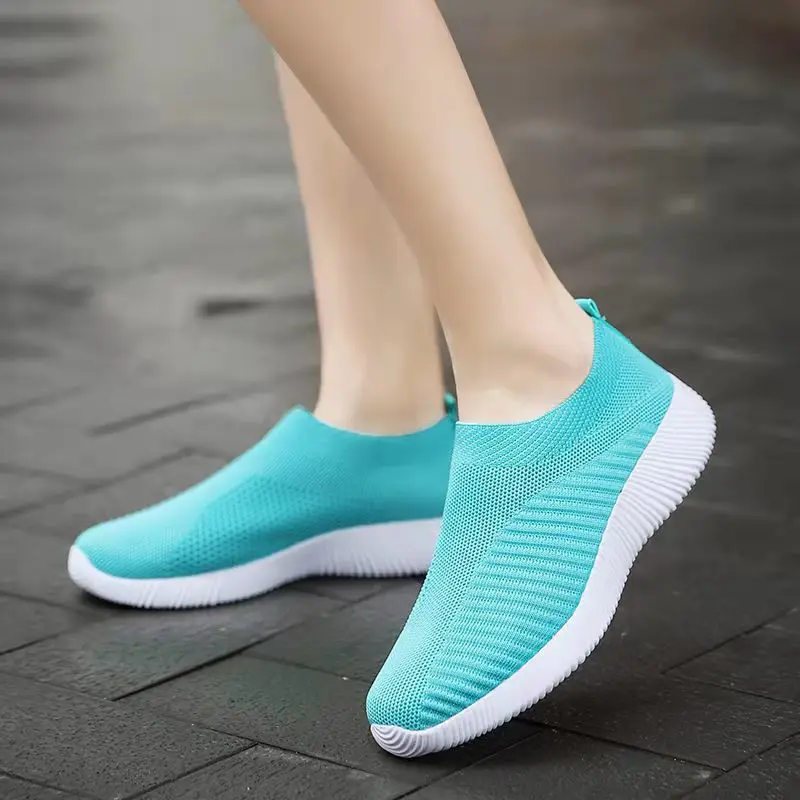 Women Flat Sports Shoes Slip on Woman Lightweight Sneakers Casual Chaussures Femme Basket Flats Breathable Running Walking Shoes