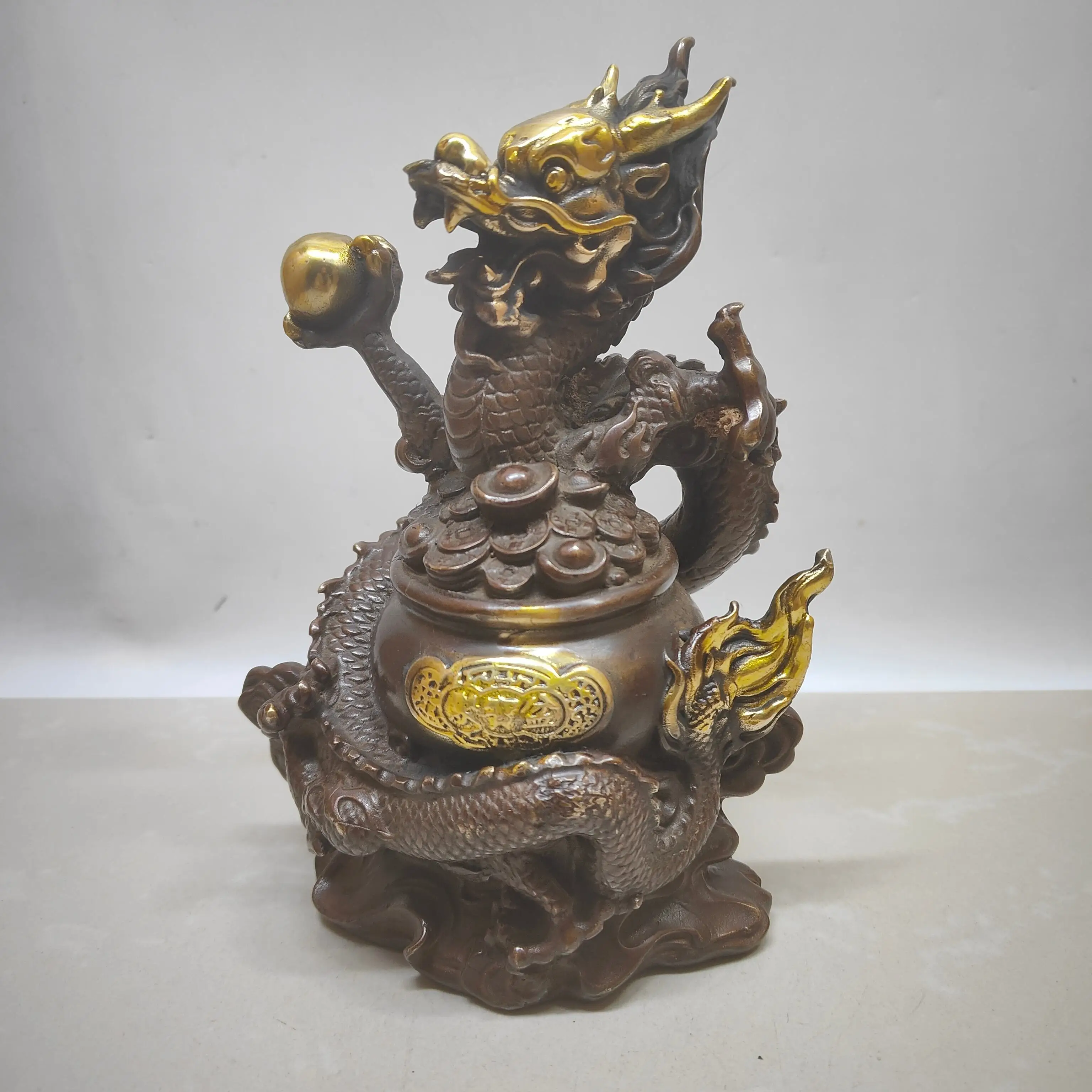 

A flat dragon-money teapot,Free shipping