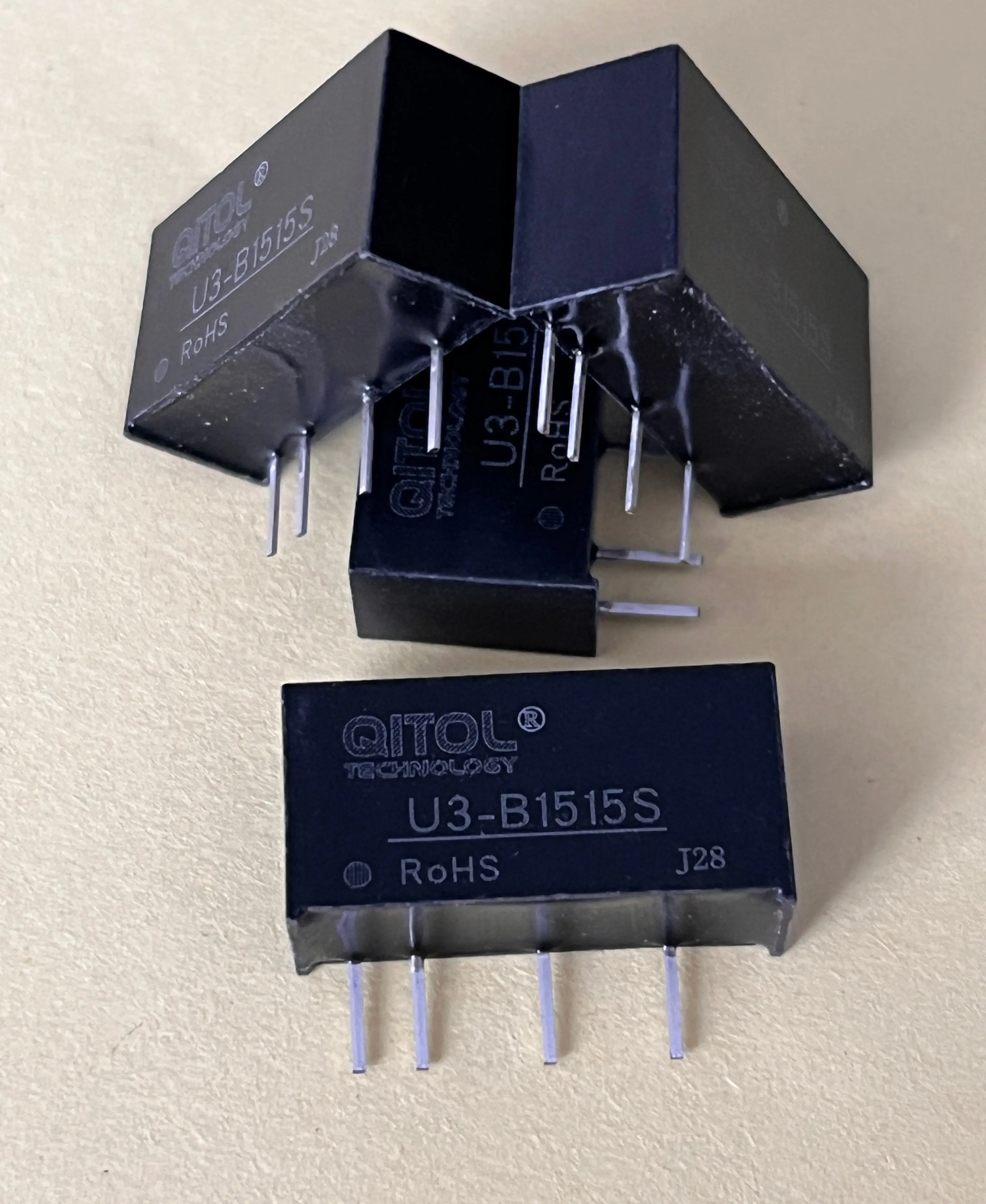 

3W U3-B1515S B151S-3WR3 DC-DC Power Converter Miniature Step-Down 15VDC Switching Disconnector Module for Electronic Components