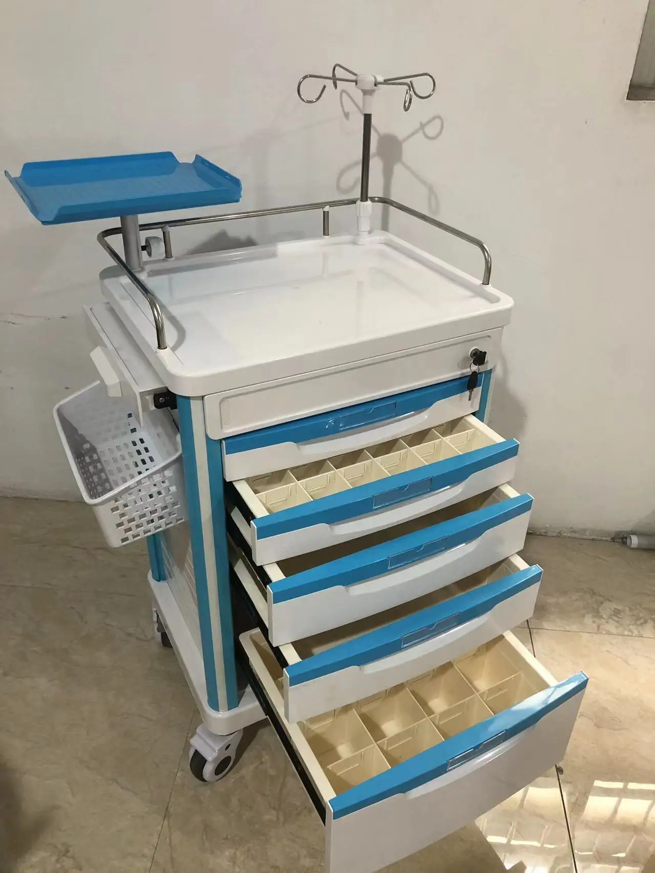 Manufactory wholesale hospital clinic patient room furniture with IV drip stand ABS medicine cart emergency trolley