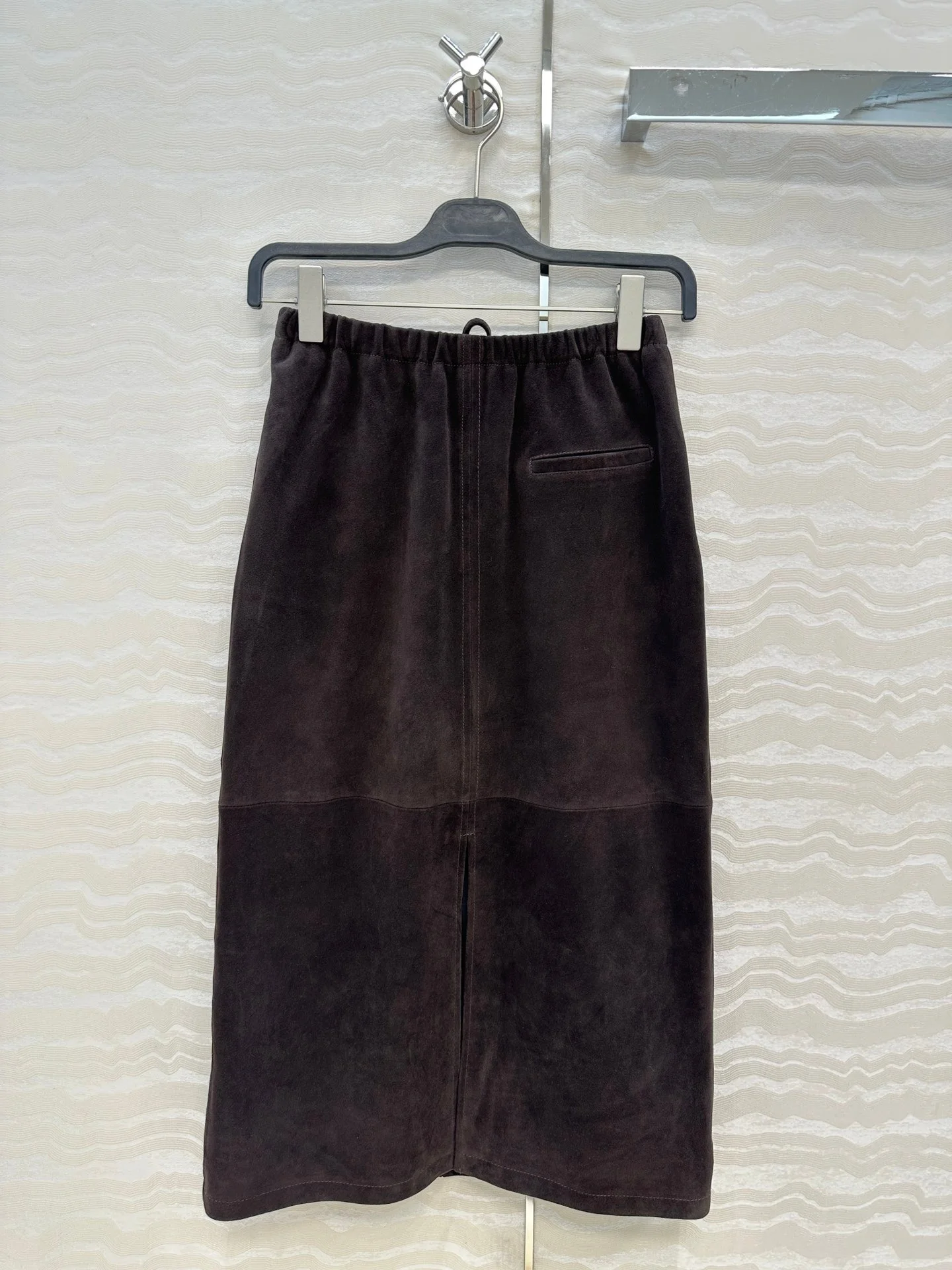 2026 Autumn/Winter New Women's Half Skirt, Suede Sheepskin Split Long Half Skirt, High Quality, H-shaped, Simple and Versatile