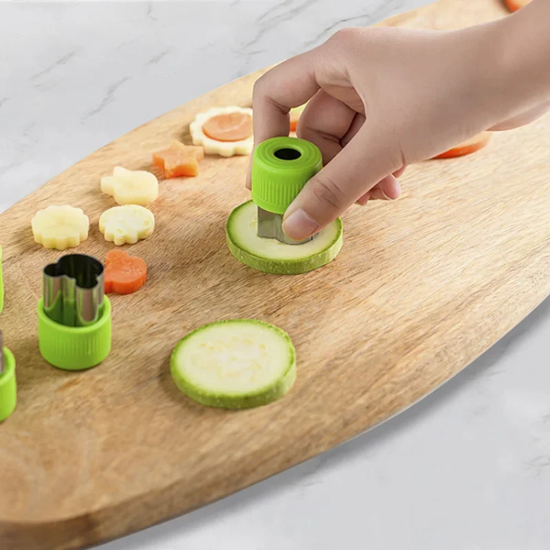 Food Decor Cute Shaper Durable Kitchen Tool Cutter Mold 9Pcs/set Cake Cutting Vegetable Fruit DIY Cutting Cutter Set