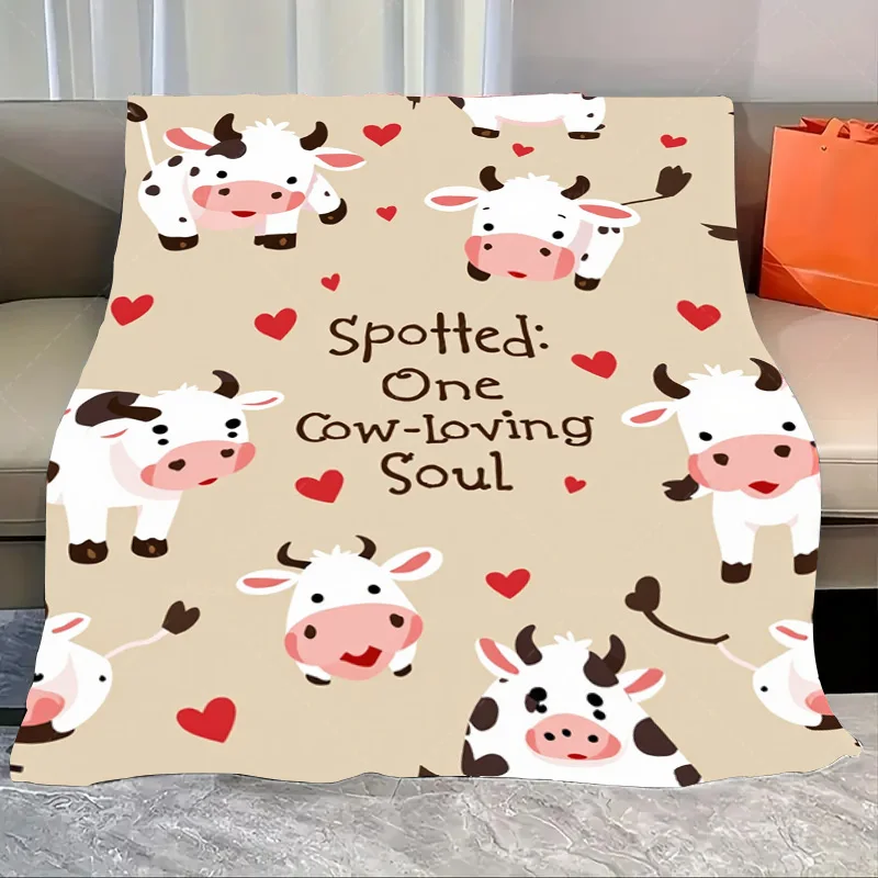 

1pc Flannel Blanket "Cute Cow Print Blanket with Hearts - Cozy Farmhouse Style for Kids"