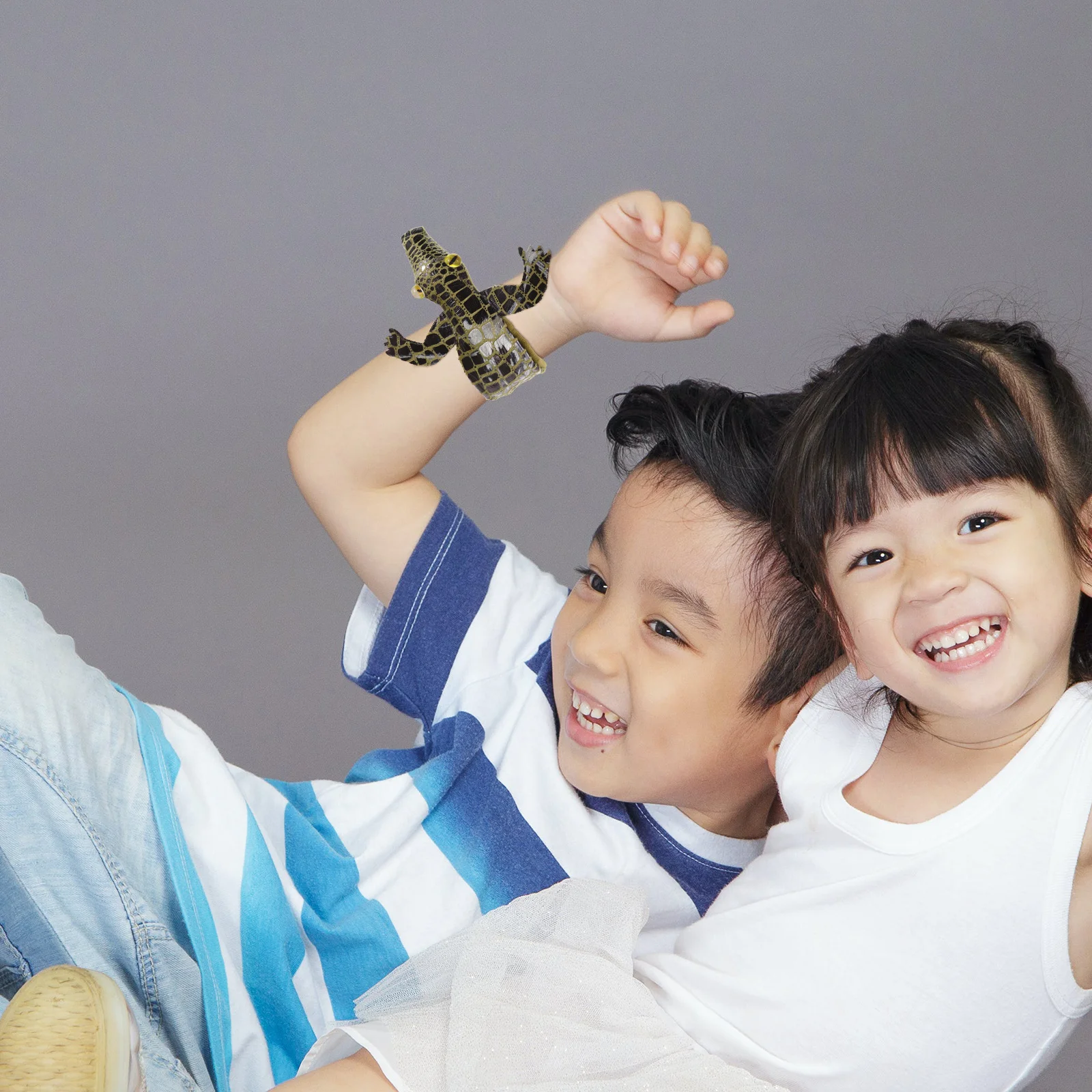 4Pcs Slap Bracelets Kids Adjustable Wristbands Realistic Style Halloween Jungle Party Favors Slap Bracelets