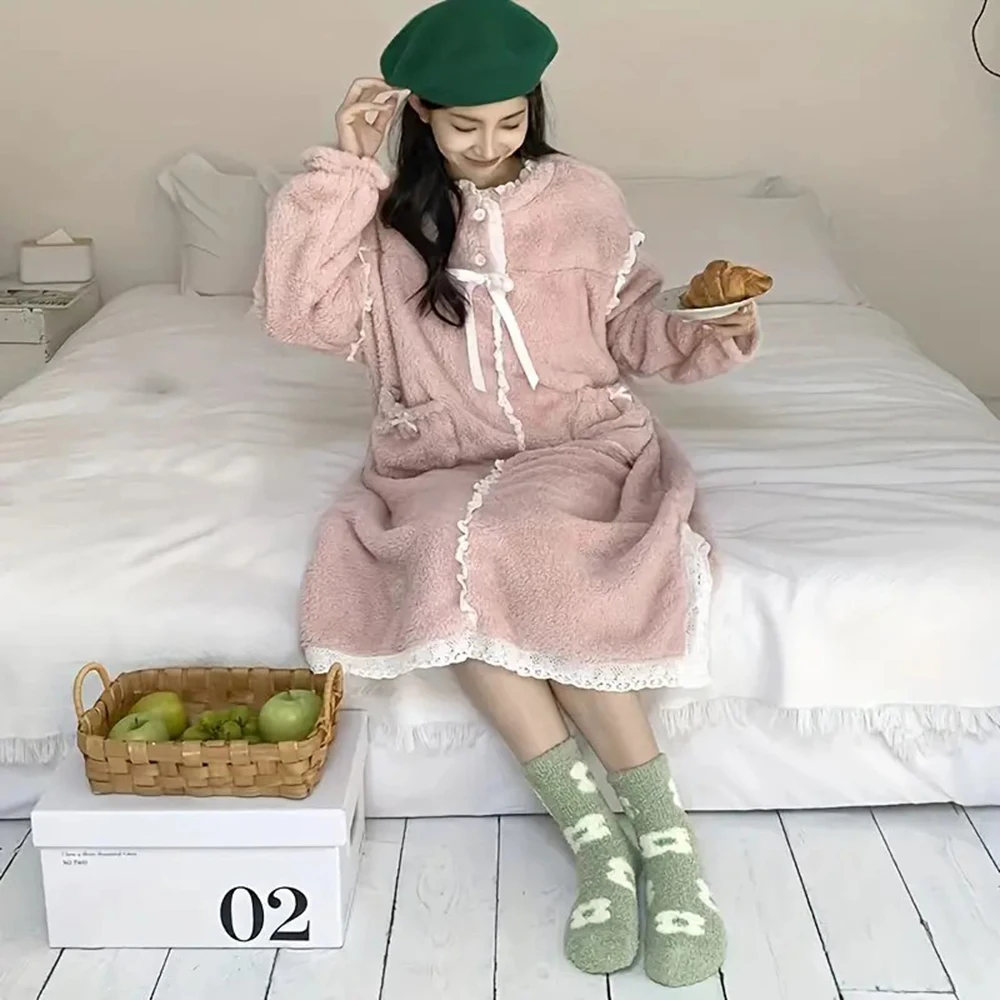 1 Pair Women Autumn Winter Mid Length Socks Fashionable Plush Flowers Sweet Patterns Soft Comfortable Warm Casual Socks