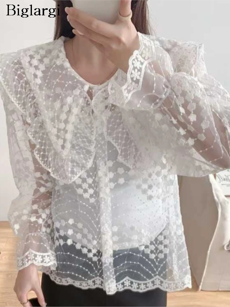 

Новая модная белая кружевная блузка, женские прозрачные женские топы с рюшами и длинными рукавами, элегантная весенне-летняя женская рубашка с цветочным узором