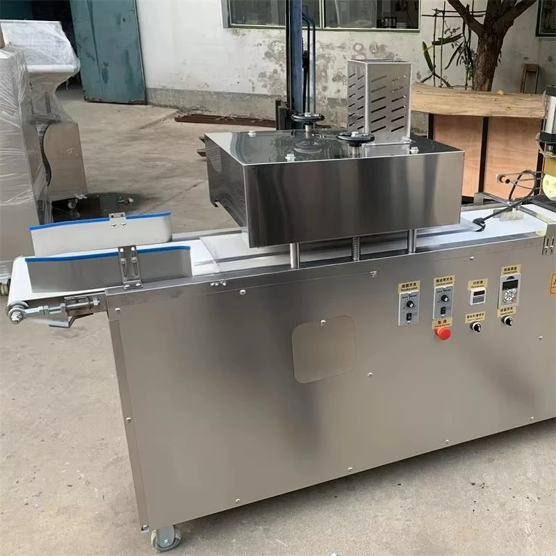 ماكينة تقطيع وتقسيم العجين الأوتوماتيكية التجارية بقوة 220 فولت لصنع البيتزا والخبز عالية الكفاءة للمطاعم