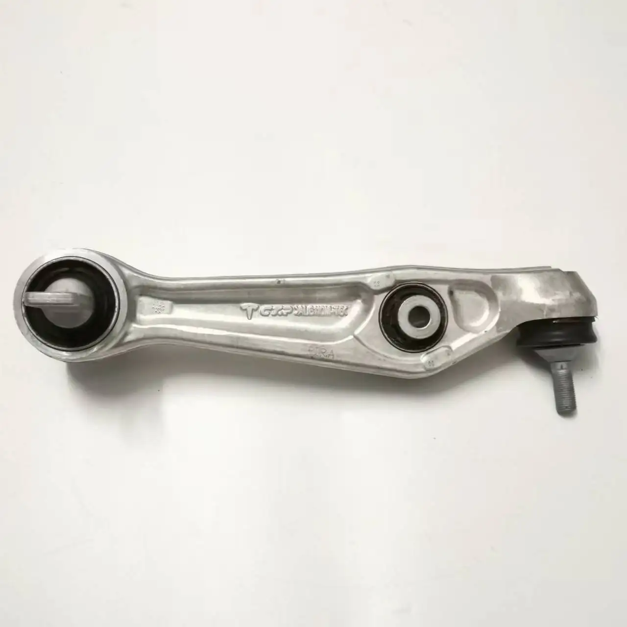 

Подходит для Tesla model3 передняя и нижняя подвеска поворотного рычага 1044341-00-d