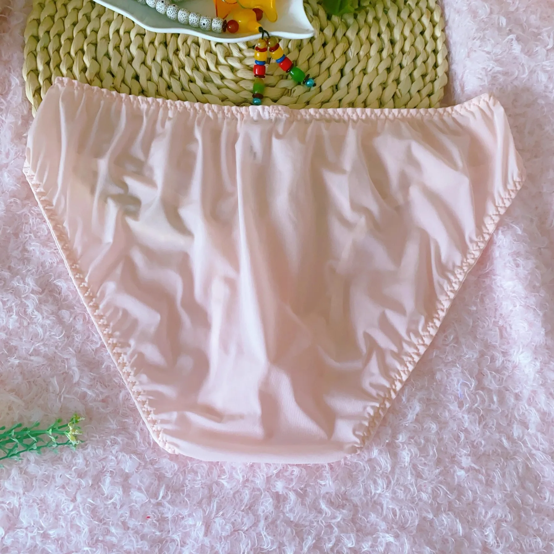 LGBQ lingerie Lace Bowtie Convex Pouch Man's Thong Briefs Sissy Pink Low Waist G-string DJ Club Bar BF Gift Soft Silky Panty