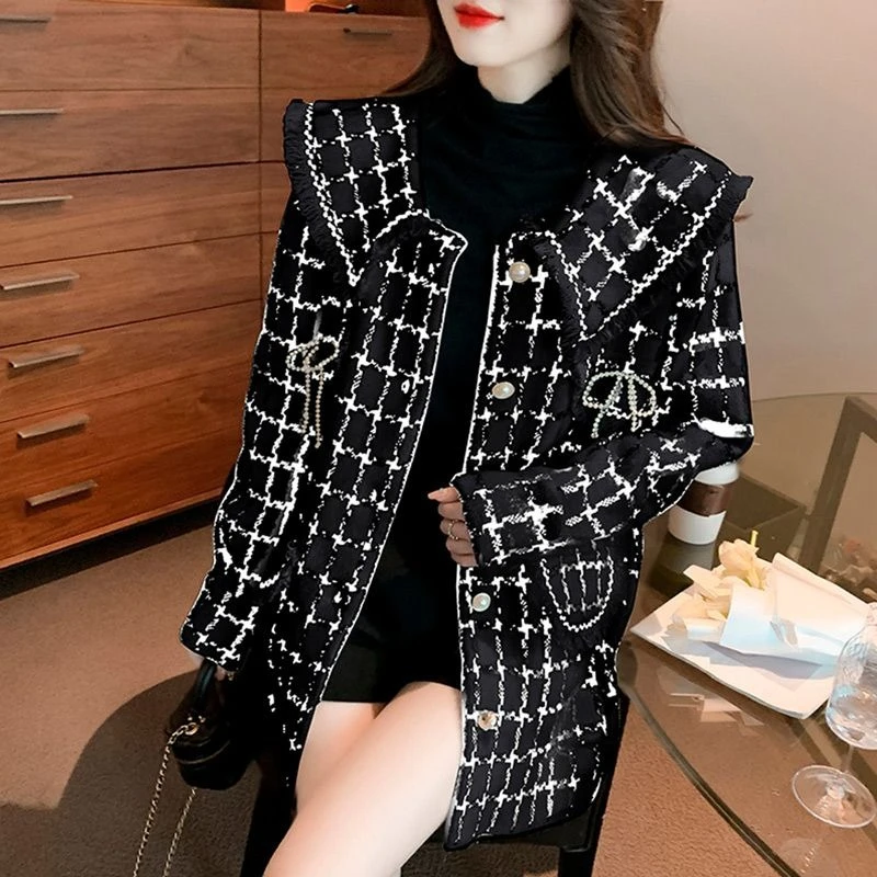 

2025 женское осеннее длинное шерстяное пальто маленького размера, кардиган с кукольным воротником, облегающая верхняя одежда