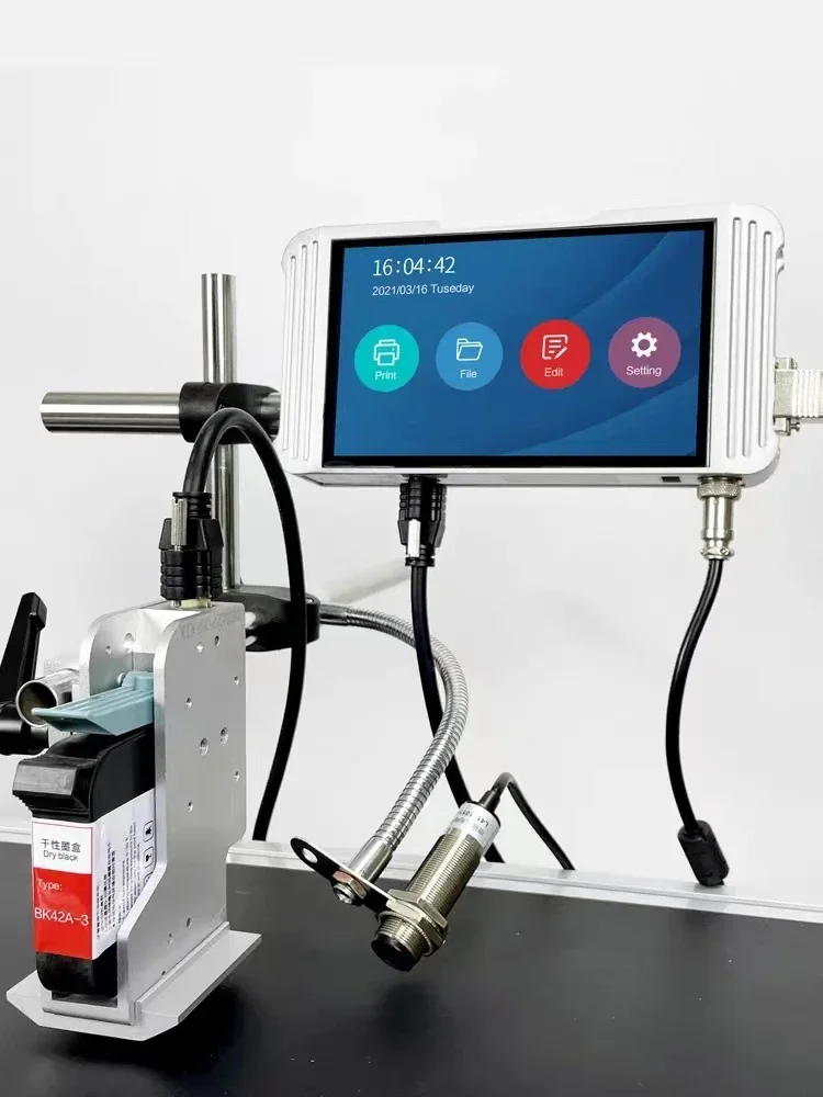 exquisite craftsmanship Large screen high quality intelligent control high speed printing high performance chip inkjet printer
