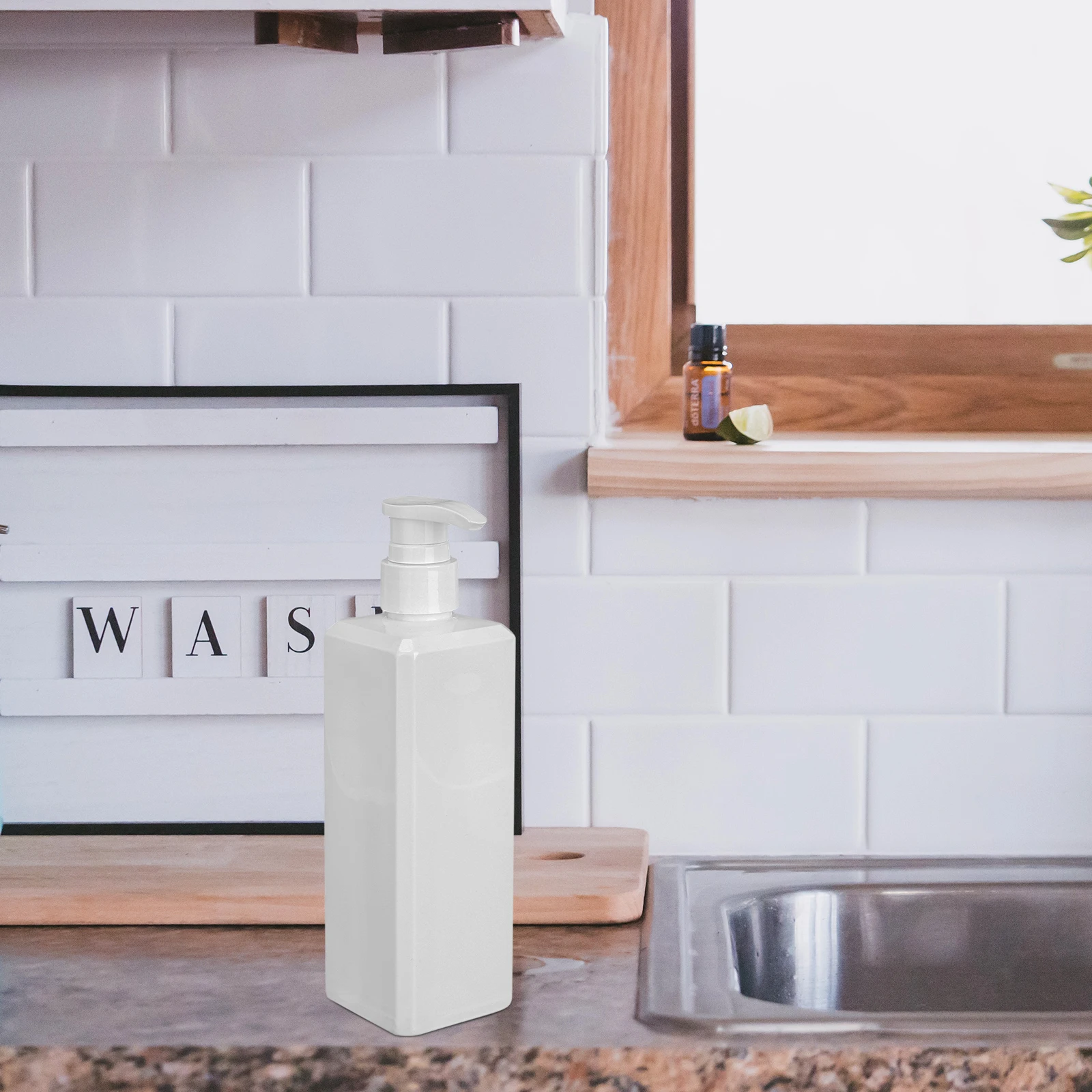 

Shower Gel Dispenser Bottles Material Press Pump White Color Refillable Home Sink Liquid Storage Decorative