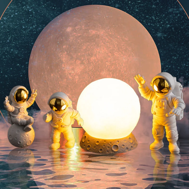 Adorno de astronauta, luz ambiental de Luna amarilla, decoraciones de enfriador de vino de oficina, adornos de escritorio de astronauta modernos, modelado