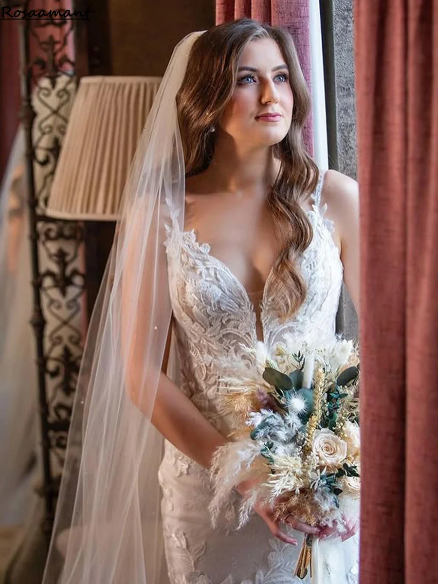 Bohemian Wedding Dress V Neck Lace Boho Spaghetti Straps Backless Beach Bridal Gowns Vestido de novia Customized 2025