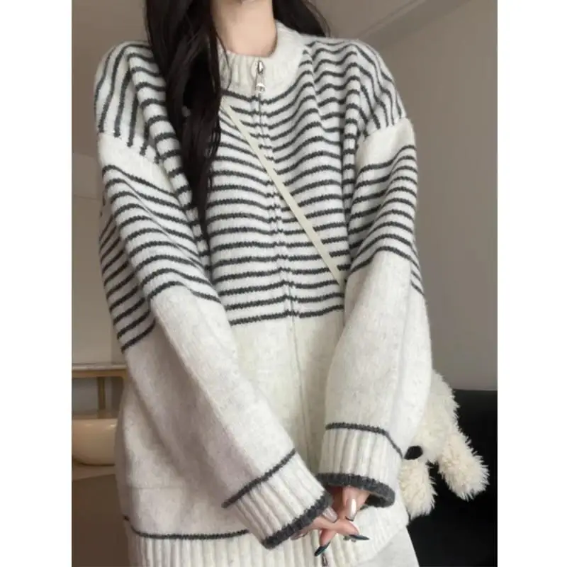 

Korean Faion White Striped round Ne Knitwear Cardigan Women's Autumn Winter Loose Thiened Casual Sle Long Sve Coat