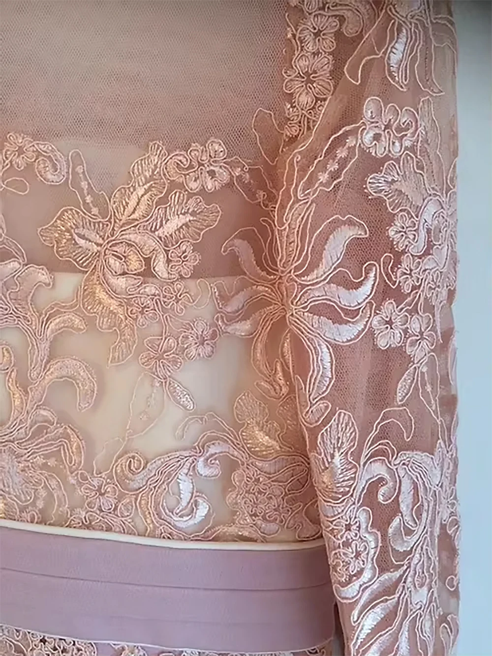 仕立て屋さん特注ピンクのレースのドレス、花嫁の母のドレス、ウェディングドレス、花嫁の母の衣装、フォーマルドレス