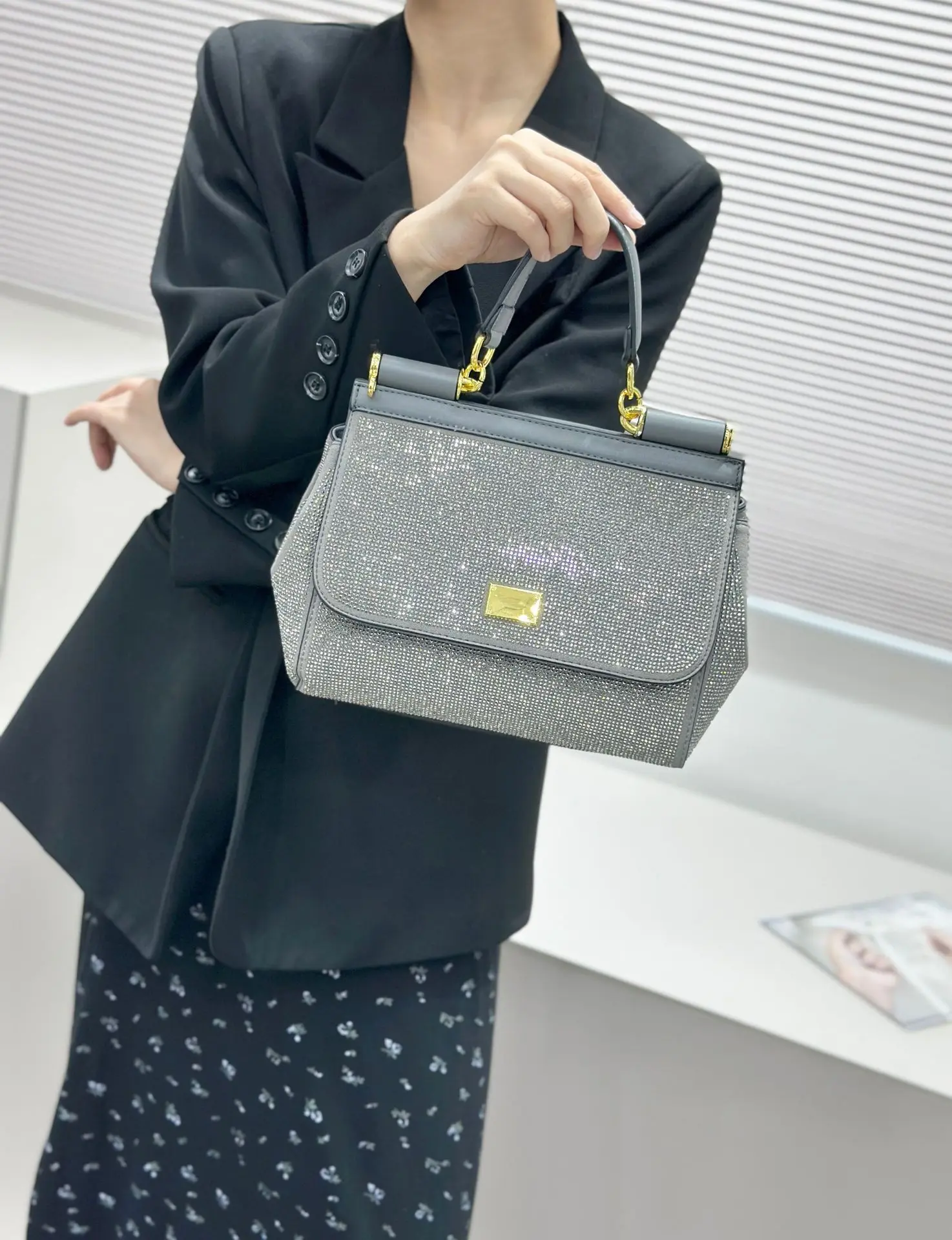 

2025 Fuchsia Rhinestone Tote - Hotfix Shoulder Bag for Women, Trendy Versatile Crossbody Purse, Fashionable Evening Clutch