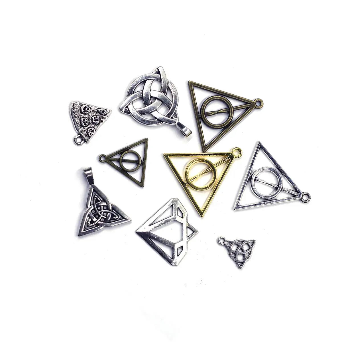 100PCS Mixed Color Triangle Knot Charm Pendants 10-40mm Handicrafts DIY Gift Decoration Supplies Material Bag Jewelry Accessorie