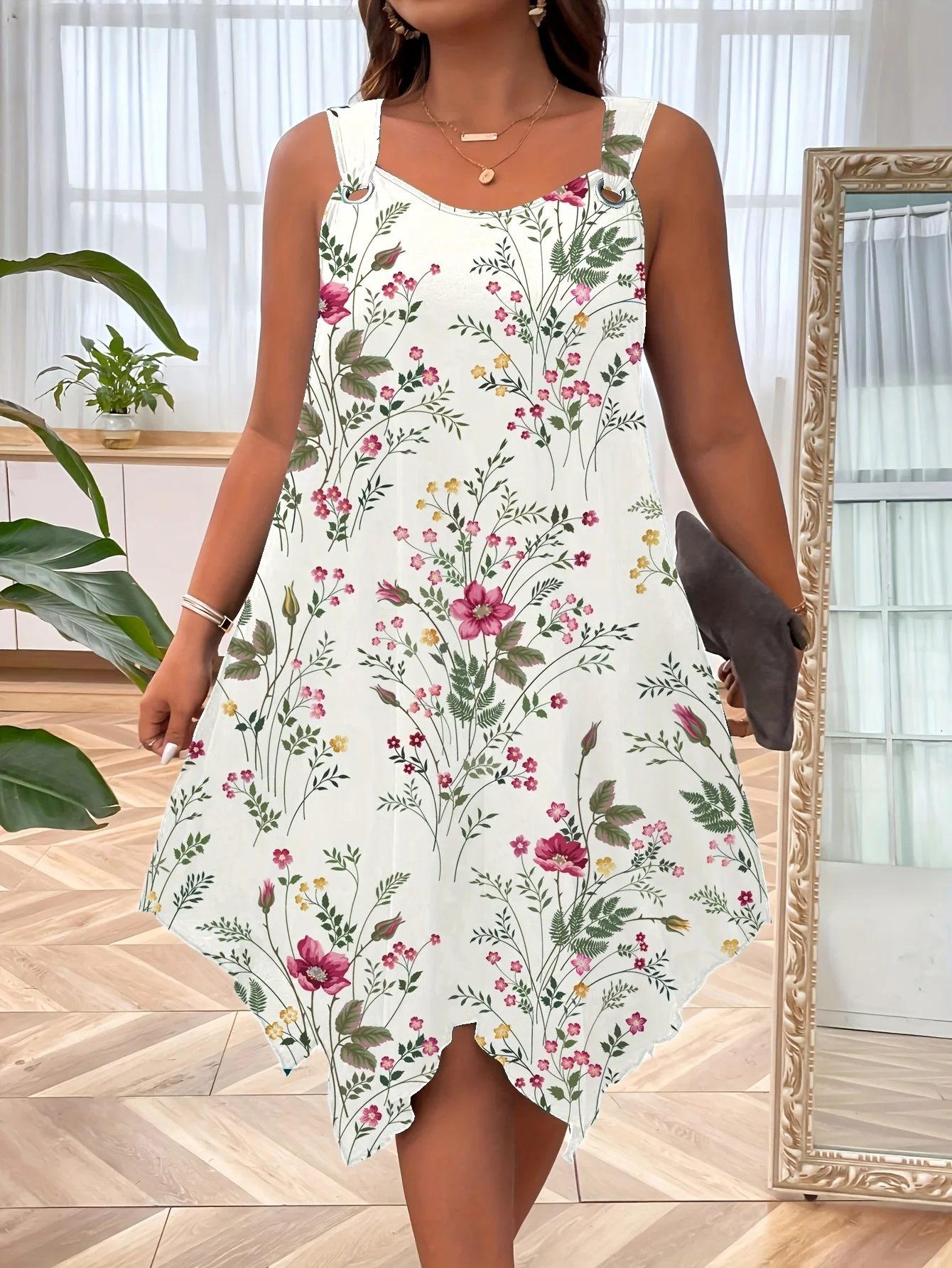 Vestido solto estampado com gola redonda e sem mangas