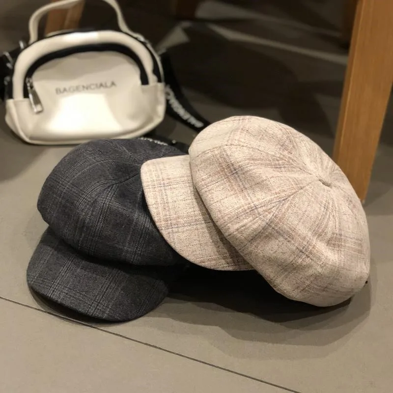 New Autumn and Winter Plaid Octagonal Hat Fashion Student Hats Retro Plaid Literary Woolen Ladies Painter Cap Joker Beret