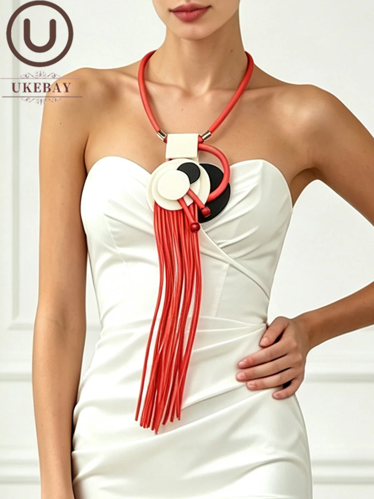 UKEBAY Neue Geometrische Statement-Quasten-Halskette aus Gummi, Modisches Handgefertigtes Design, Boho-Punk-Accessoire – Detail 1