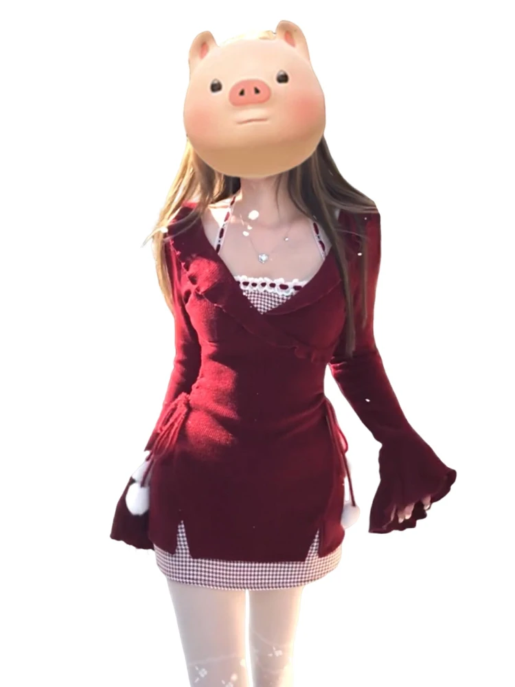 ชุดเดรสสั้นสไตล์ฝรั่งเศส ดีไซน์หรูหรา แบบ 2 ชิ้นในตัวเดียว ลายสก็อตสีแดง คอ halter ทรงเข้ารูป เซ็กซี่ สำหรับสาวๆ ใส่ได้ในฤดูใบไม้ร่วงและฤดูหนาว