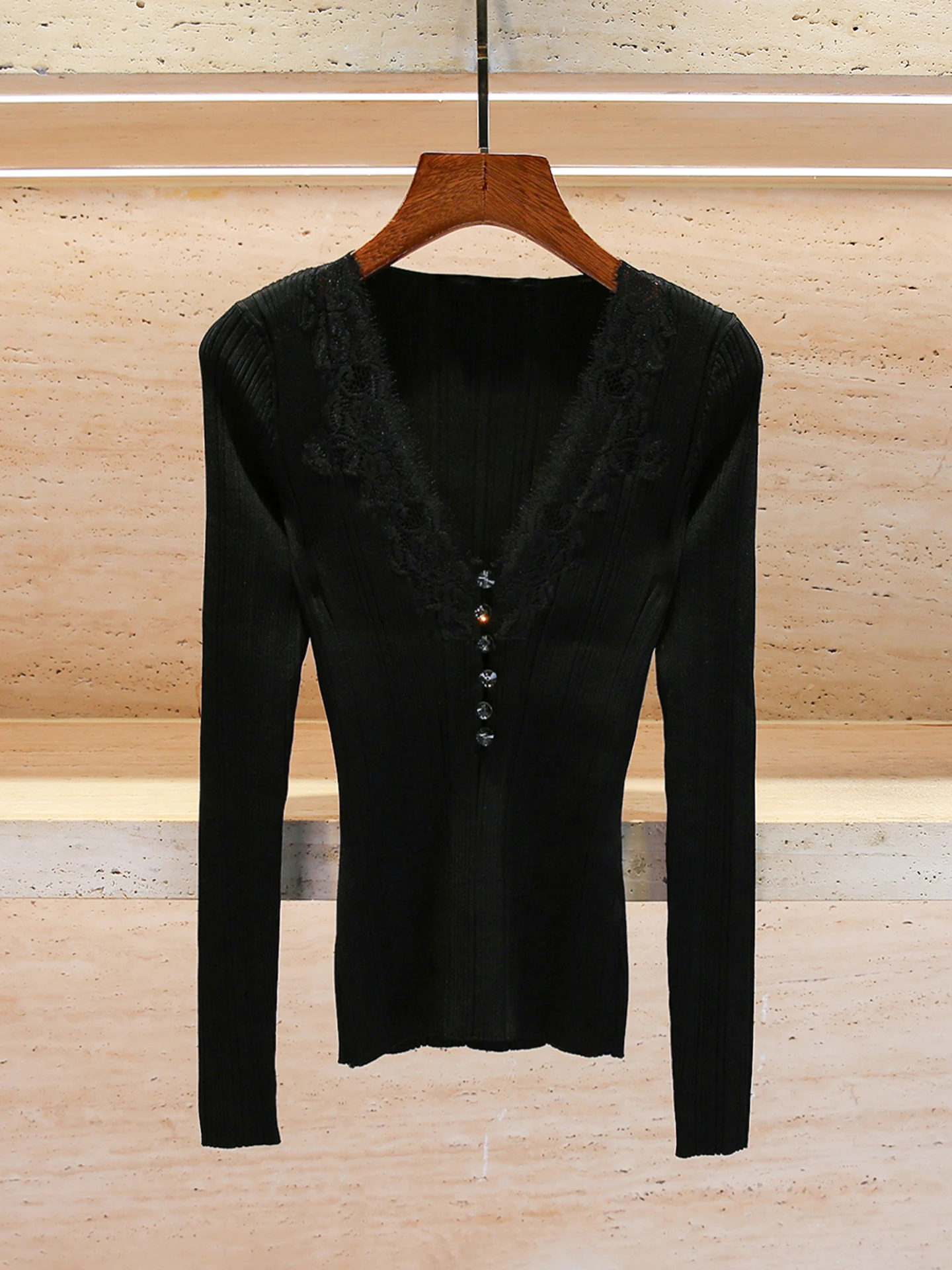 우아한 여성 니트 탑 다이아몬드 장식 레이스 패치워크 브이넥 풀오버 긴팔 레귤러 핏 출퇴근 스타일 니트웨어