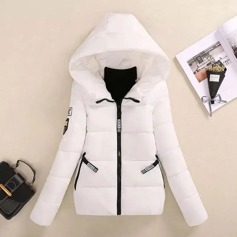 Damska krótka kurtka ocieplana bawełną, nowość na jesień i zimę 2025, studencka kurtka z kapturem w stylu koreańskim, gruba kurtka, uroczy modny kardigan.