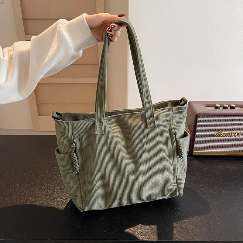 

Новинка 2024 года, большая вместительная повседневная простая сумка через плечо для женщин, многофункциональная сумка-тоут, ленивый стиль, корейская версия, одинарная