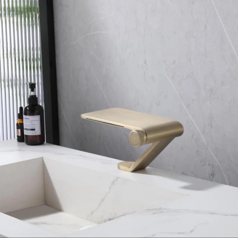 

High-quality Waterfall Deck Mount Brass Brushed Gold Basin Hot and Cold Water Basin Mixer Faucet