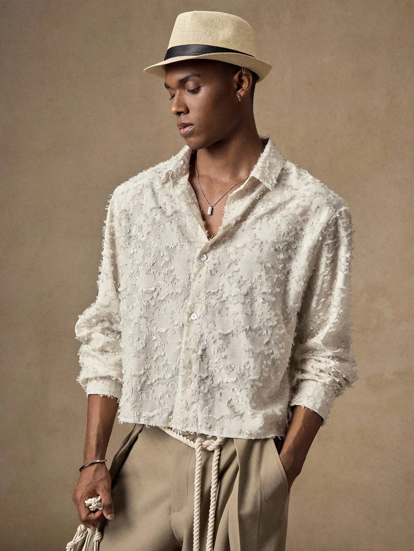 

Men's Off-White Textured Loose Fit Long Sleeve Collared Shirt for Casual Summer Fall Wear
