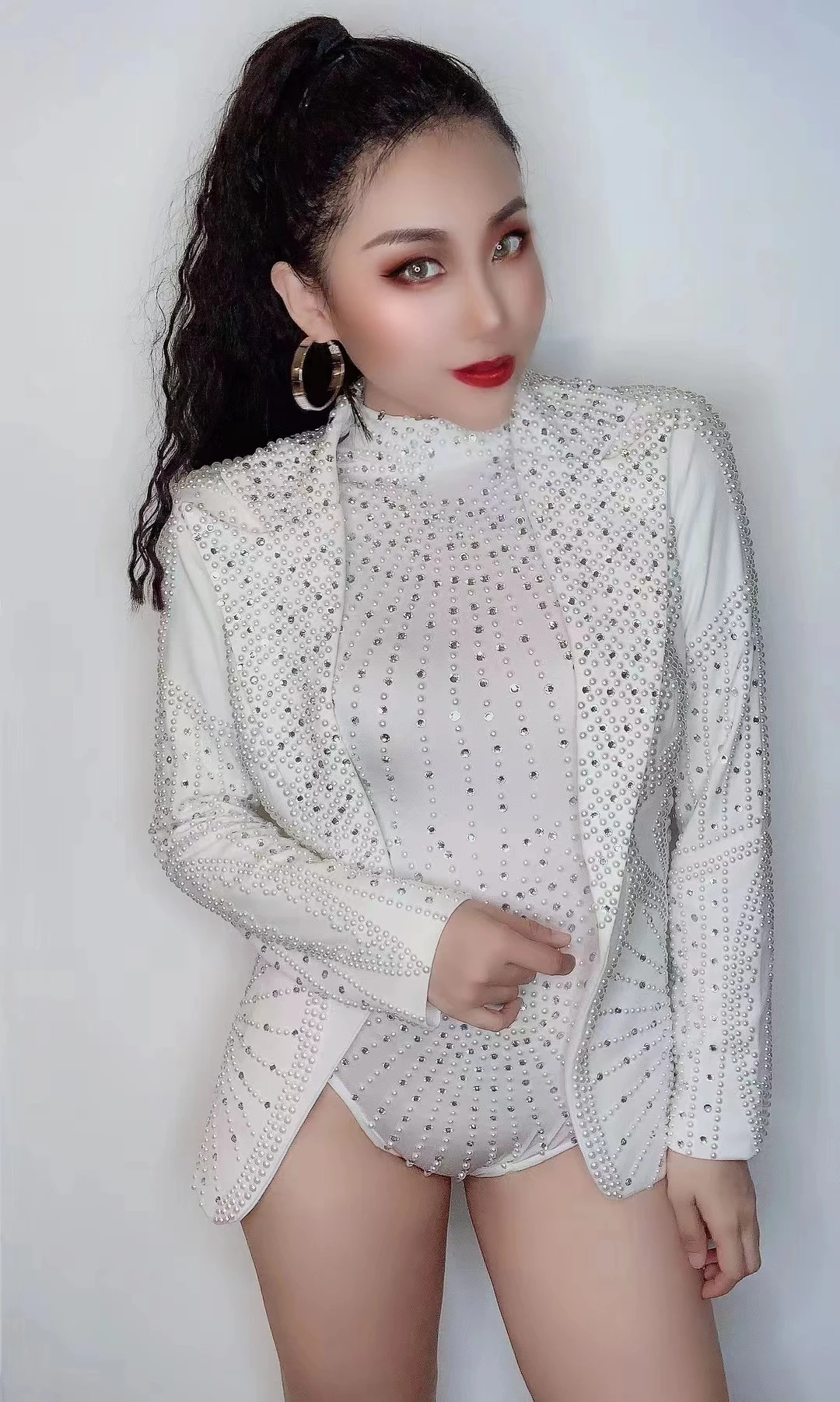 White Pearls Rhinestones Bodvsuit Blazer CoatBirthday Evening Show Sexy Costume FemaleSinger Performance Clothes Set DaxibaiA437