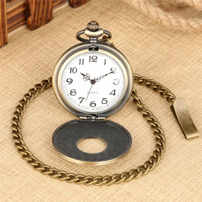 

Classic Pocket Watch Roman Number Cover Quartz Watches for Men Women Half Hunter Pendant Chain Collectable Timepiece Gift