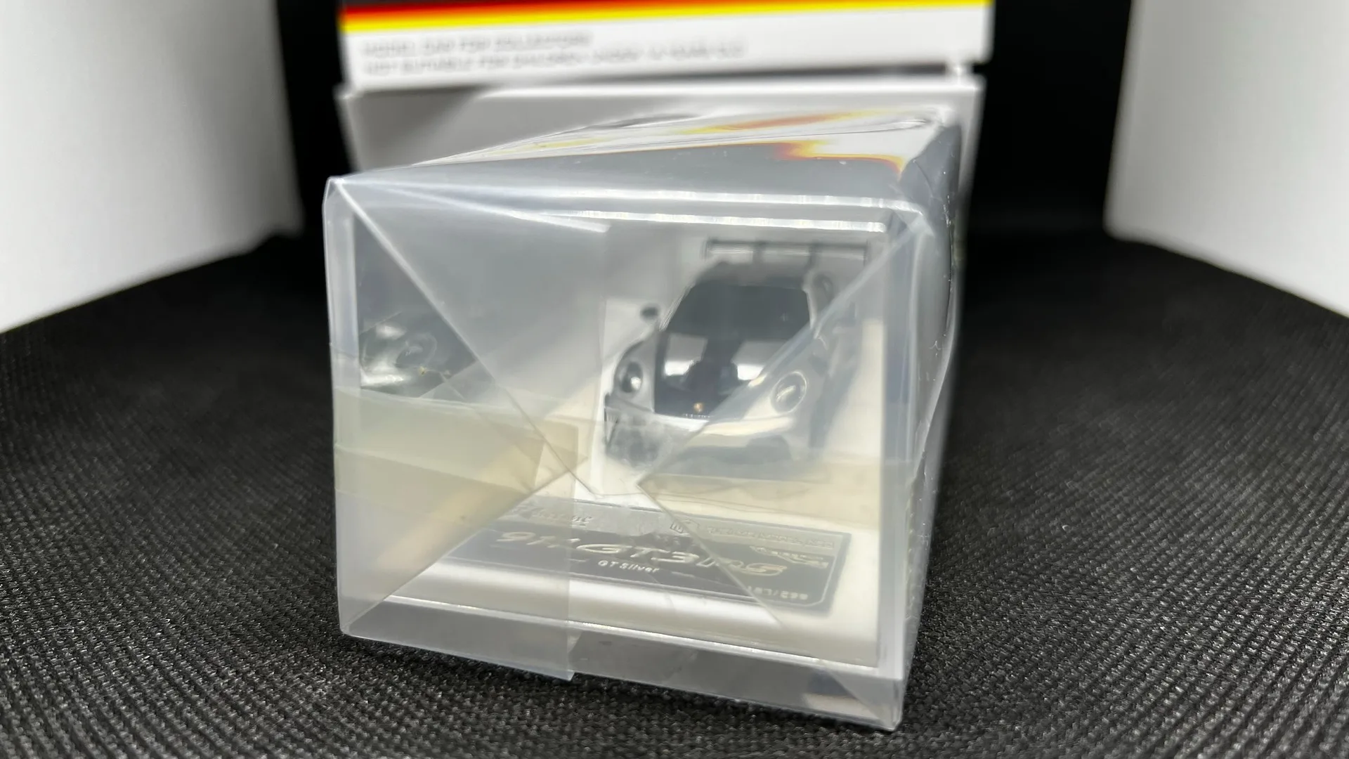 Fuelme 1:64 911 GT3RS Silver gt Silver Gold Wheel Singapore Limited Car model Classic toy gift piece