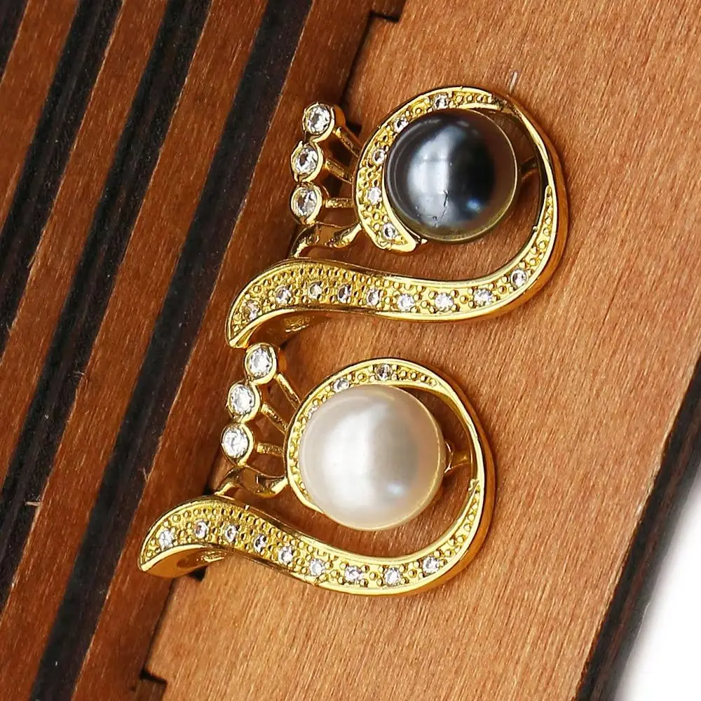 14x24mm Round Shell Pearl Gold Plating Process Pendants Peacocks Shape Inlaid Imitation Pearl Design Charms Jewelry Accessories