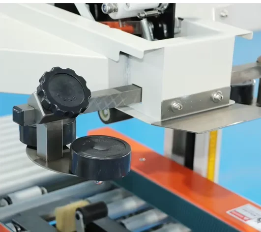 سدادة كرتونية لاصقة شبه أوتوماتيكية لصناعة المواد الغذائية الكيميائية خط تعبئة نهاية الورق لحقيبة تغليف الختم الكرتونية #4