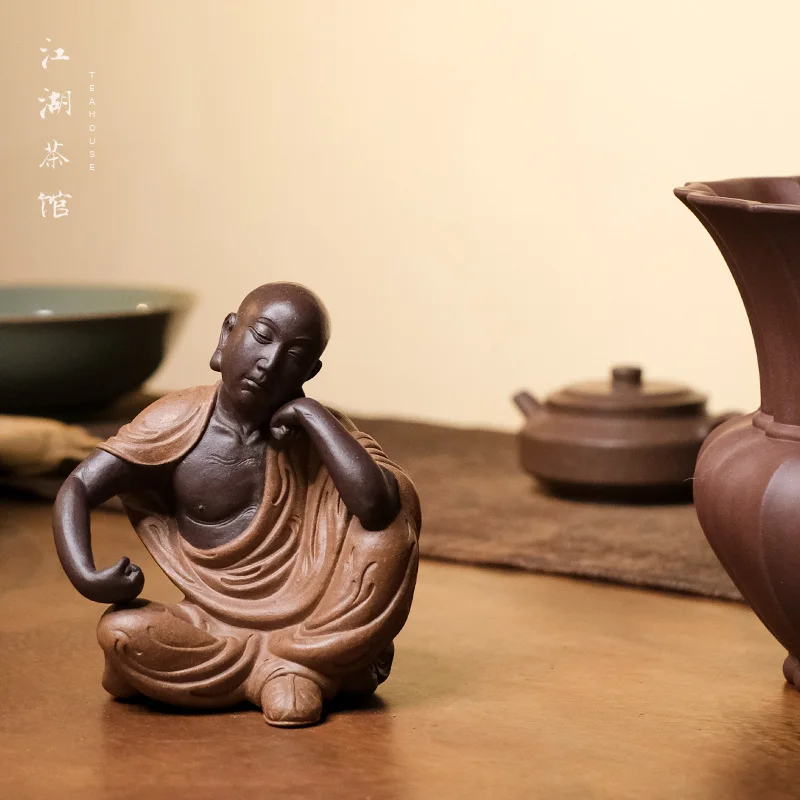 Solitary Arhat Forest Art Sculpture Yixing Purple Clay High End Tea Pet Surrounding Jianghu Teahouses