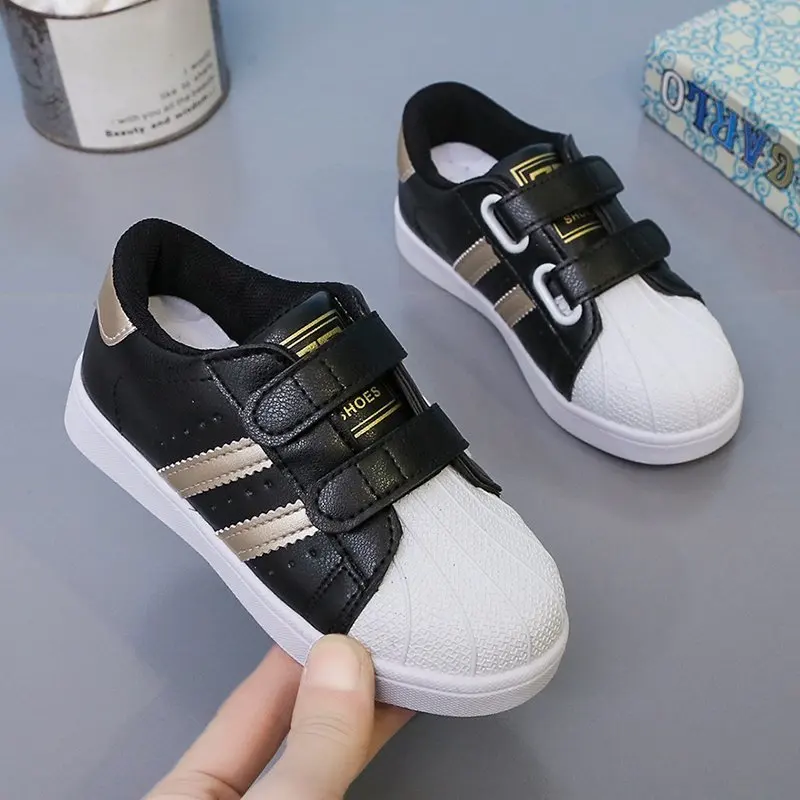 

2025 НОВЫЕ детские легкие кроссовки, детская модная дизайнерская повседневная обувь, дышащие кроссовки для мальчиков и девочек, уличная обувь