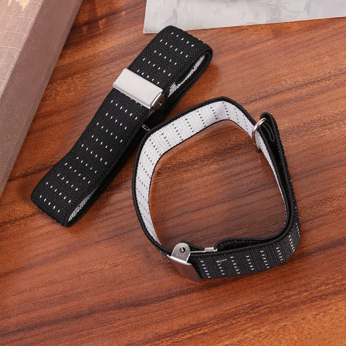 

1 Pair 2.5Cm Chinlon Shirt Armband Anti Slip Unisex Strong Clipping Adjustable Durable Training Alternative Sportswear