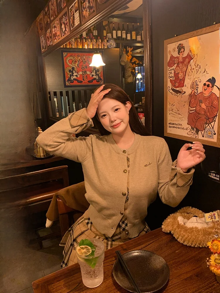 

Осень-зима вязаный открытый кардиган плюс размер свитер Wang ape College Sle Petite Sensation Высококачественный трикотаж большого размера