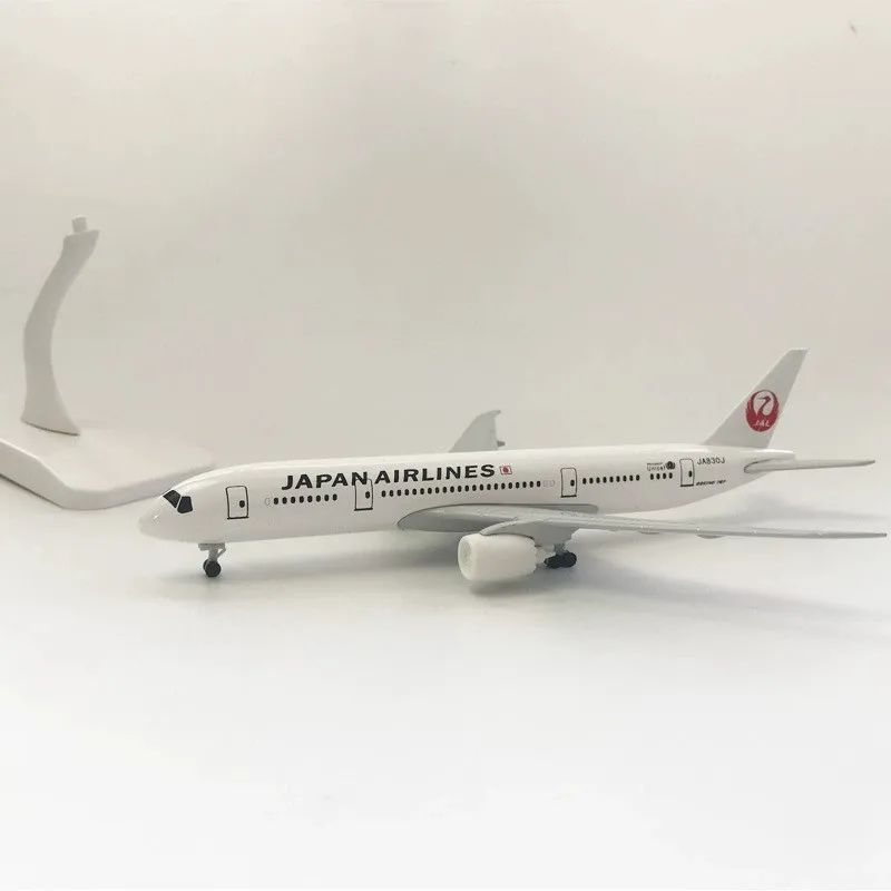Airplane Scale 1 400  B787 Japan Airlines Miniature Aircraft  With Landing Gears Replica Alloy Material Souvenir Hobby Collect
