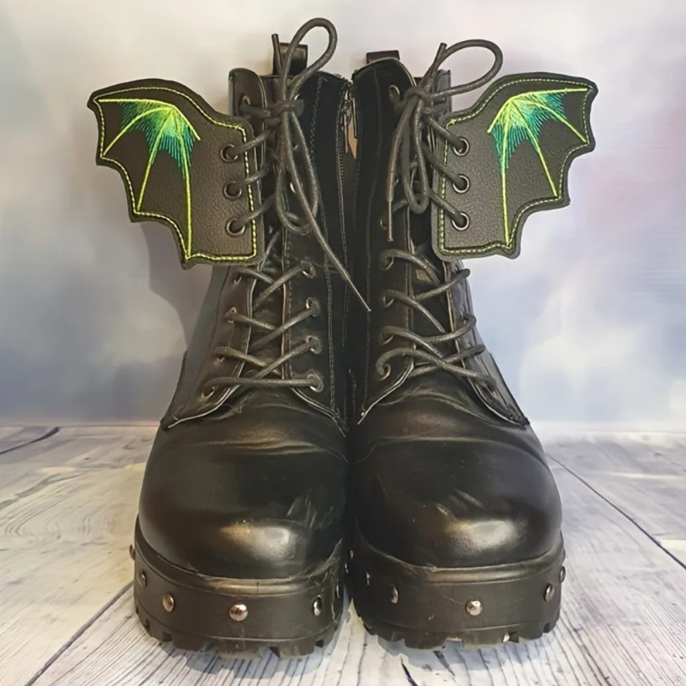 2 Pairs Embroidery Bat Wings Shoe Buckle Boots Handmade PU Shoe Decorations Wings Ornament DIY Decorations Shoe Bat Wing