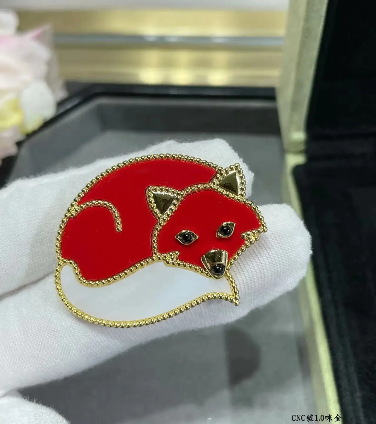 

New 2023 Trend Classics Europe High Quality Famous Hot Brand Party Jewelry Gold Animals Red Fox Gemstones Brooches For Women