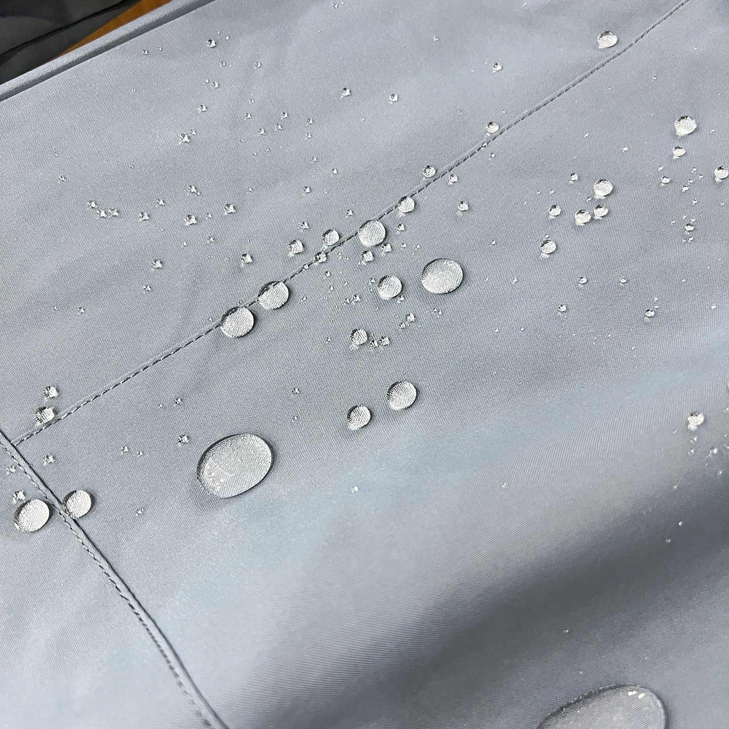 Outdoor Men's Breathable Soft ell Jaet New Autumn Arrival Windproof Waterproof Silver Ion Heat Reflection Hooded Fce J...