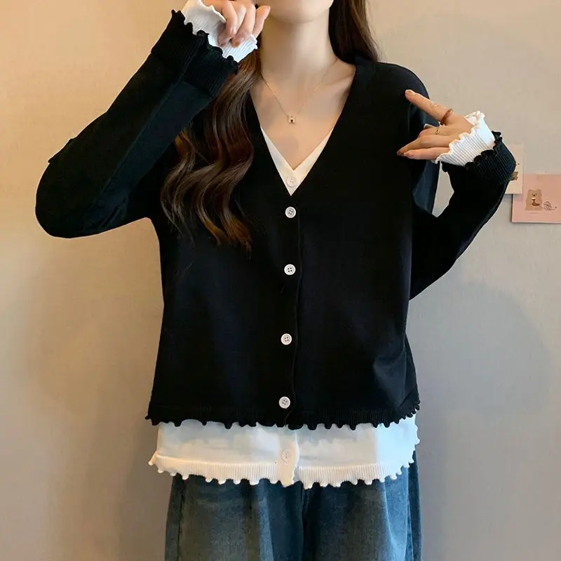 Large Size Women's New Style Fake Two Piece Western Style Sweater with Black Fungus Edge Knitted Cardigan to Cover the Belly