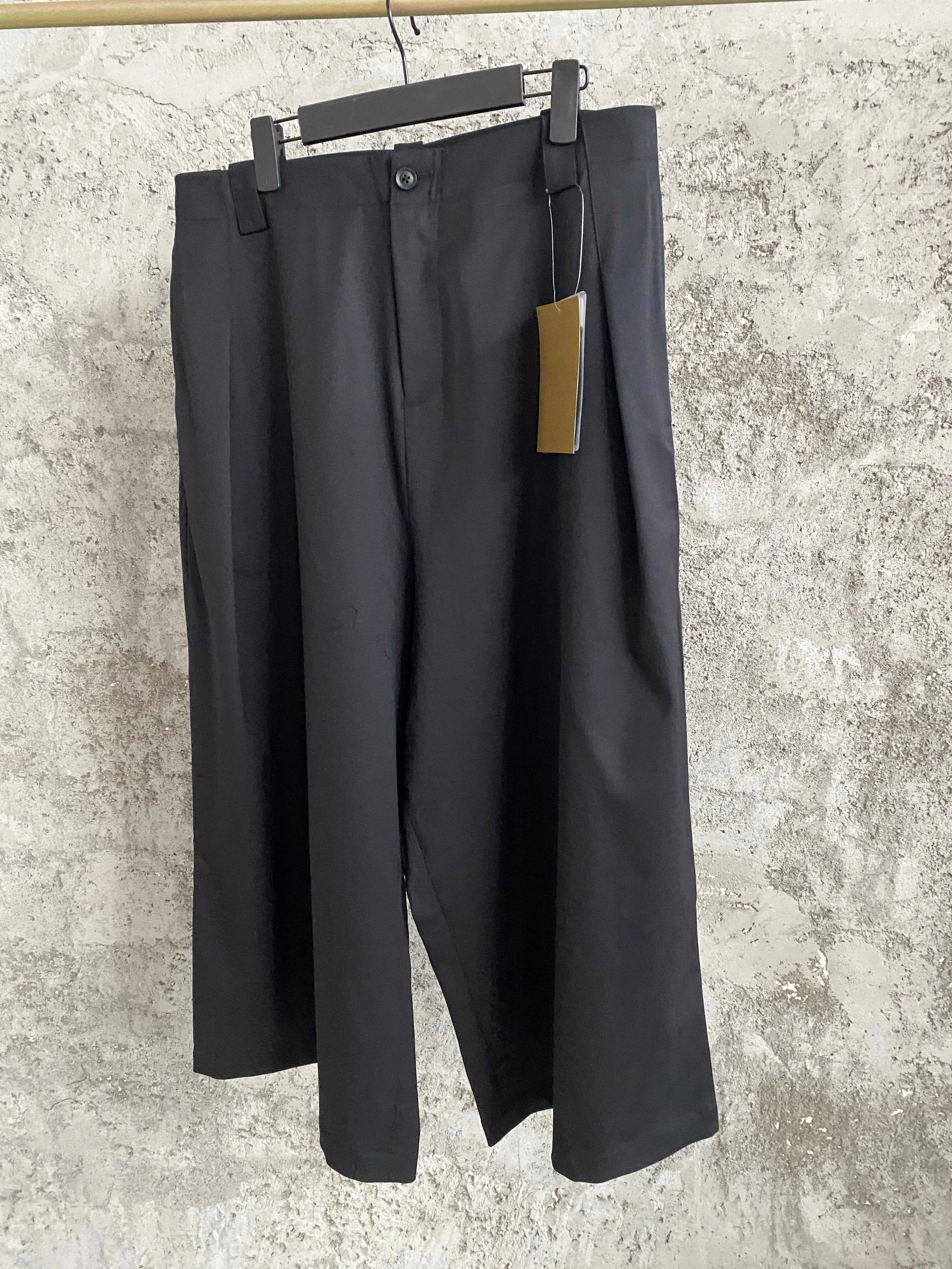 TOP-YAMOTO سراويل كاجوال فضفاضة وضيقة مطبوعة بأحرف أصلية مصنوعة من رايون مع طية صدر قابلة للتمدد #1