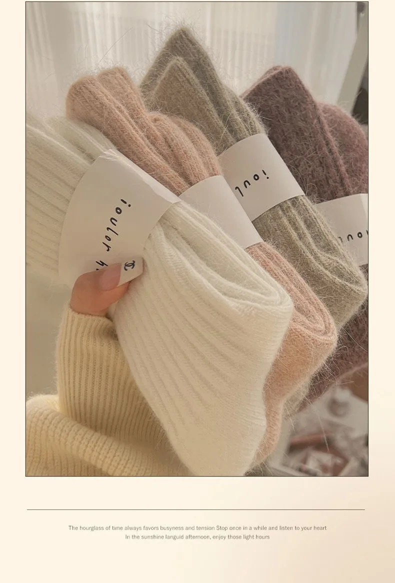 Neue Winter Socken Frauen Kaschmir Wolle Verdicken Warme Frauen Socken Sox Japanische Mode Harajuku Einfarbig Thermische Lange Socken – Detail 5