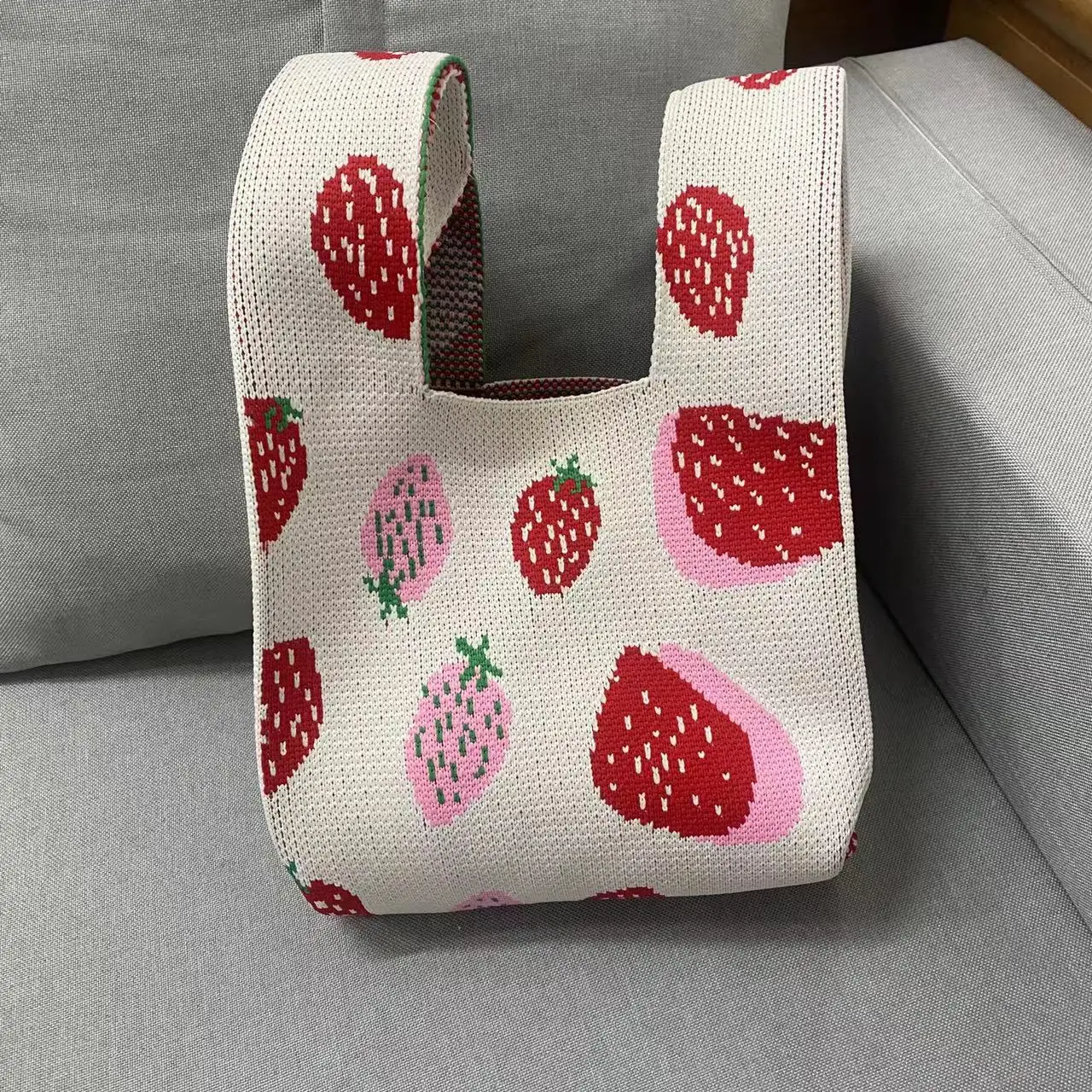 Cute Strawberry Knit Handbag Wrist Bag Japanese Casual Color Handmade Shopping Bags For Women Girls Portable Mini Knot Tote Bag