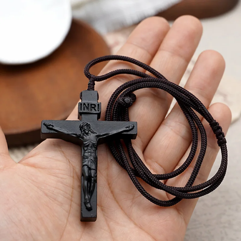 70cm Rope Cord Jesus Cross Necklace Crucifix Wood Pendant Necklaces for Men Woman Black Sweater Chain Religious Unisex Jewelry